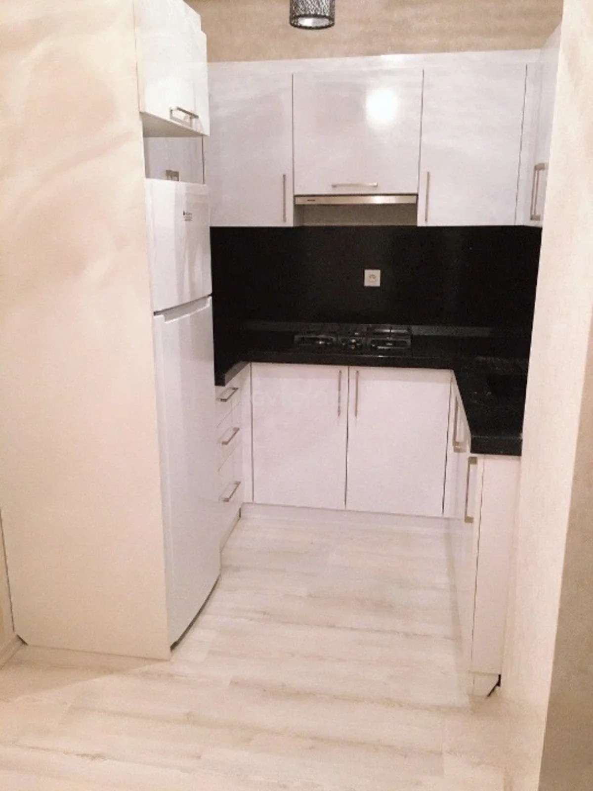 Kirayə 2 otaqlı mənzil 20 Yanvar metrosu yaxınlığında — Mənzil, Bakı (4)