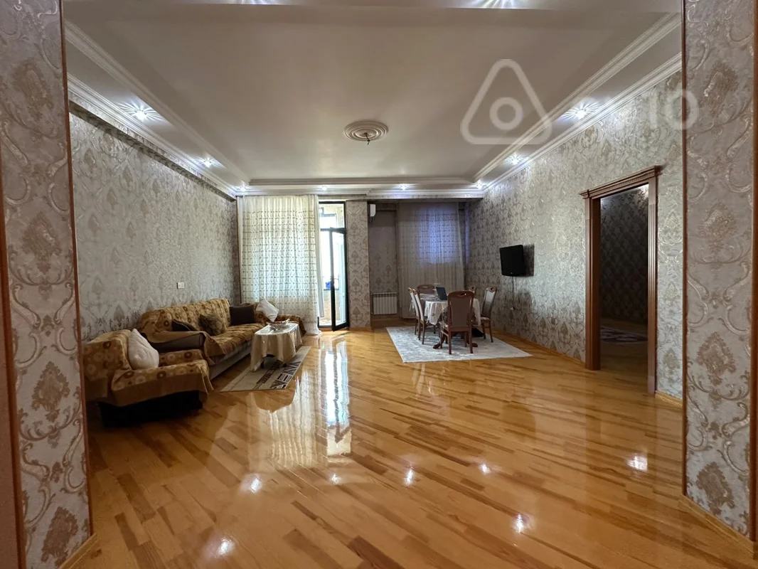 3 otaqlı mənzil, 105 m², Ə.V.Salamzadə küçəsi — Mənzil, Bakı (2)