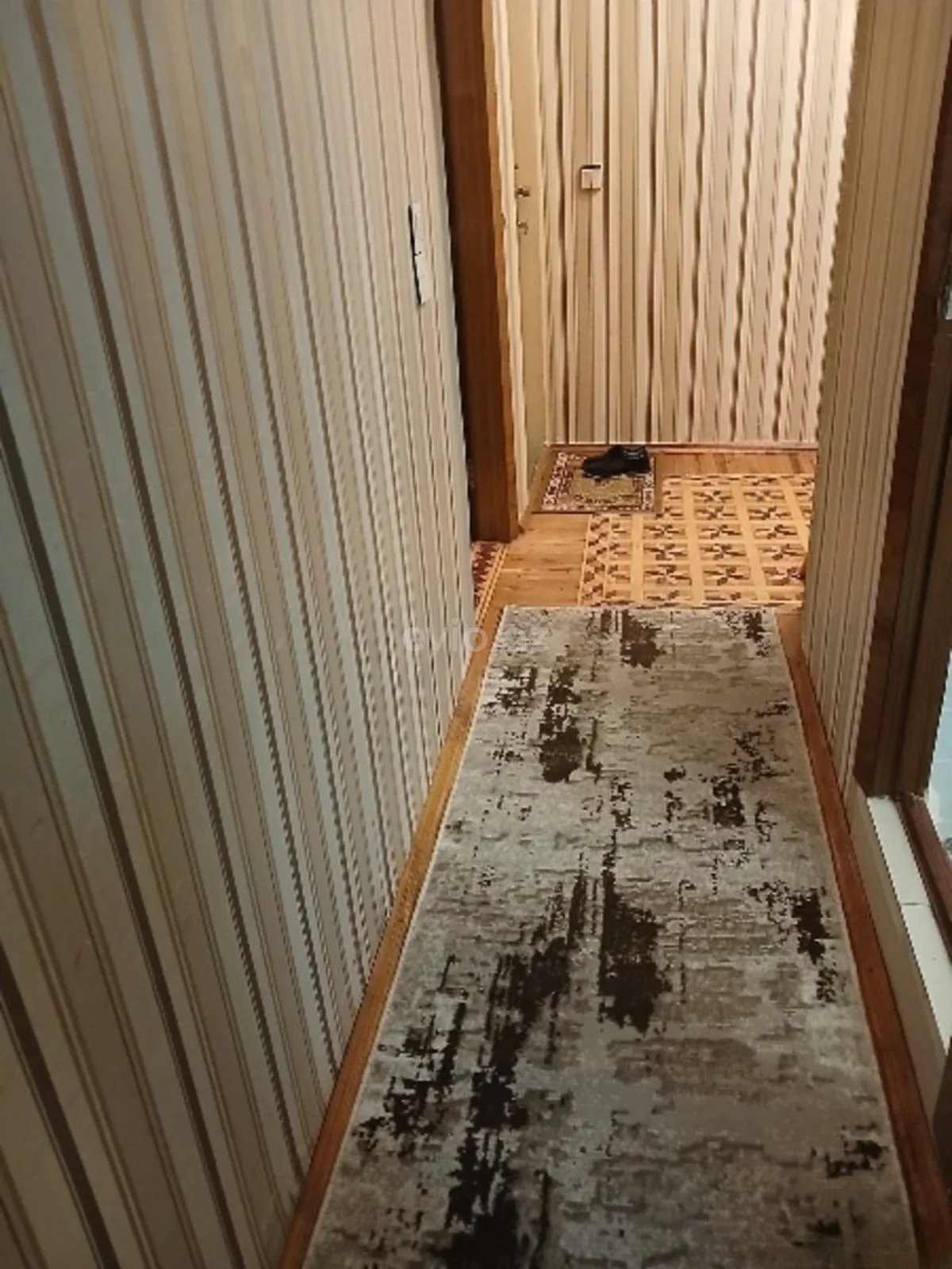 Kirayə 2 otaqlı mənzil 9-cu mikrorayonda — Mənzil, Bakı (11)