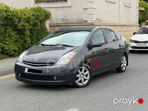 Toyota Prius icarəsi — Bakı