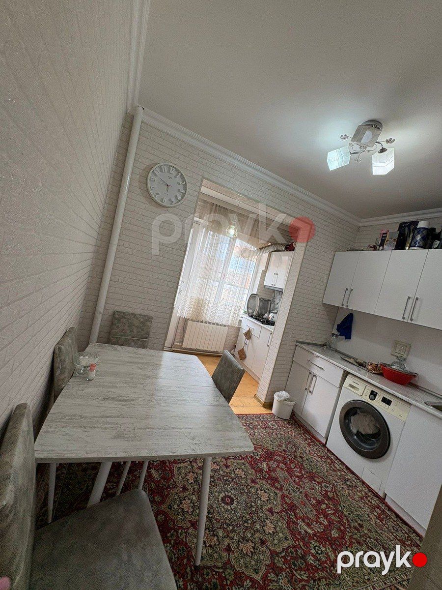 Satılır 2 otaqlı köhnə tikili 65 m² — Mənzil, Bakı (3)