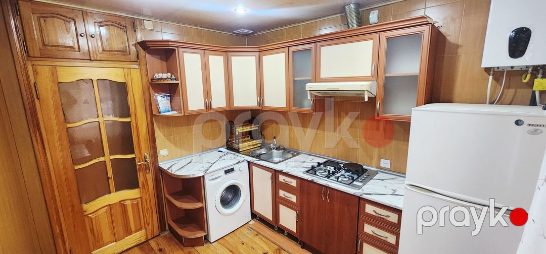 İcarəyə verilir 4 otaqlı köhnə tikili 90 m² — Mənzil, Bakı (9)
