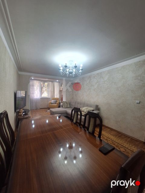 Satılır 2 otaqlı köhnə tikili 56 m² — Bakı