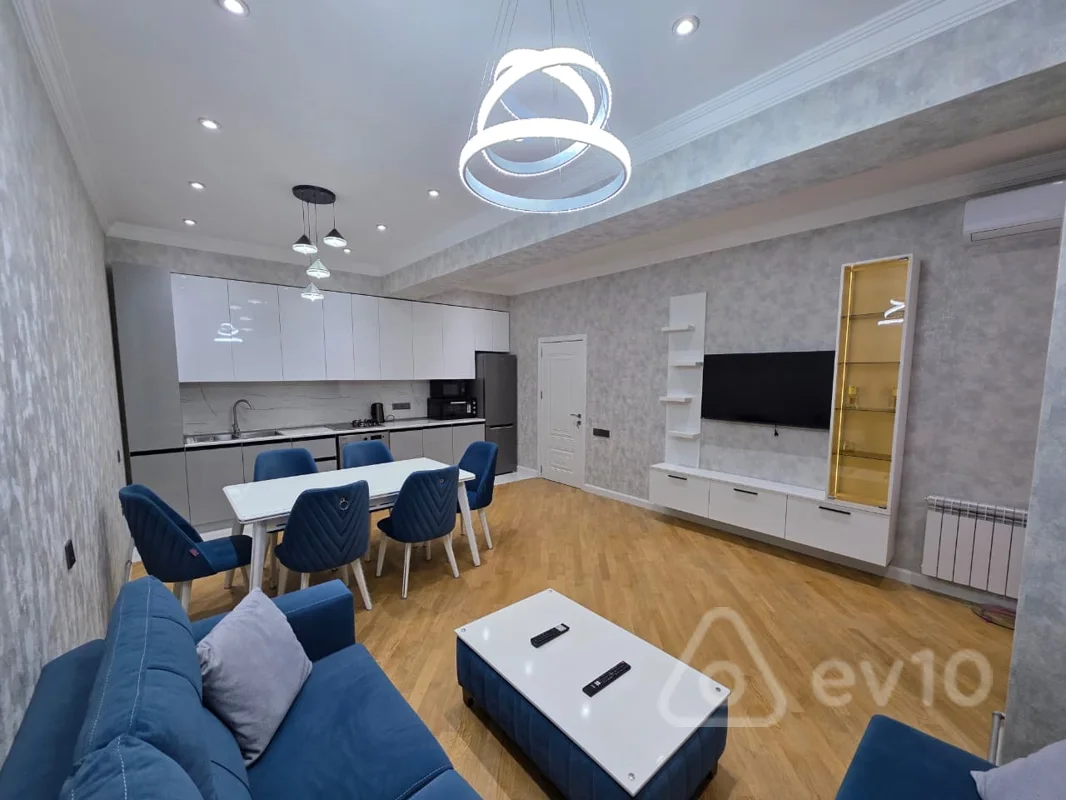 2 otaqlı mənzil, 58 m², Süleyman Rüstəm Küçəsi — Bakı