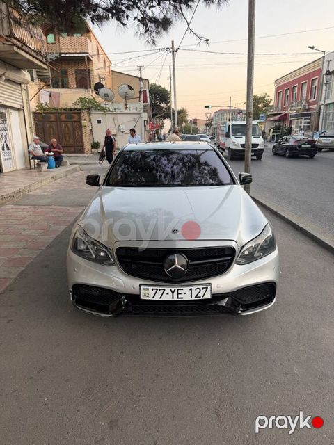 Mercedes E 300, 3.5 L, 2011 il, 288 800 km — Bakı