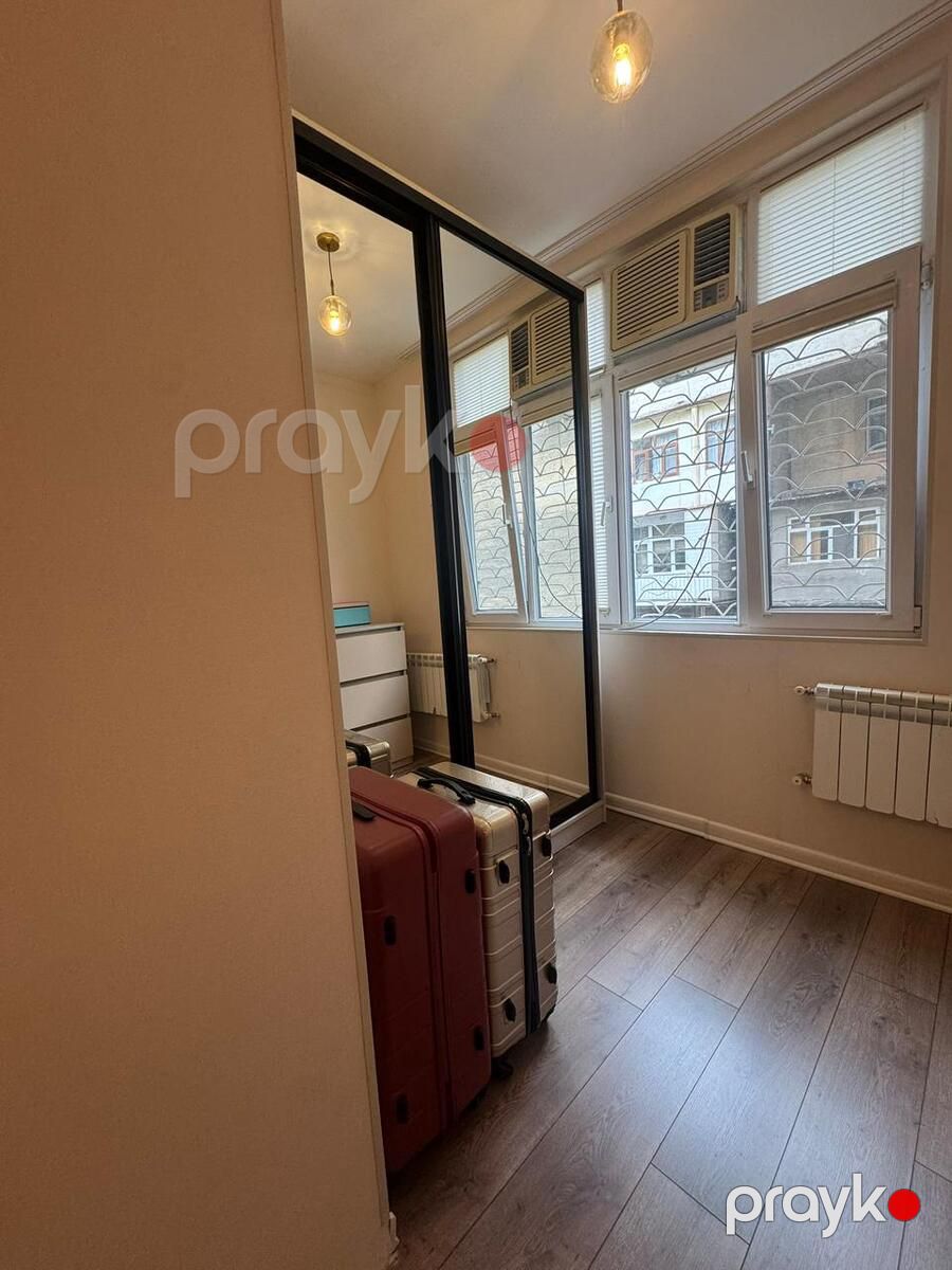 Satılır 2 otaqlı köhnə tikili 65 m² — Mənzil, Bakı (10)