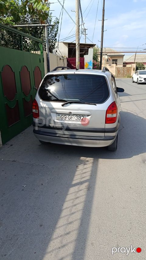 Opel Zafira: 1.8 l Van/Minivan — Mehdiabad