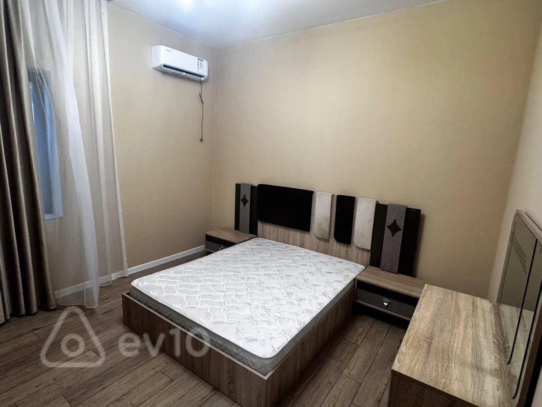 4 otaqlı həyət evi, 120 m², badam baglari — kirayə — Ev, villa, Bakı (9)