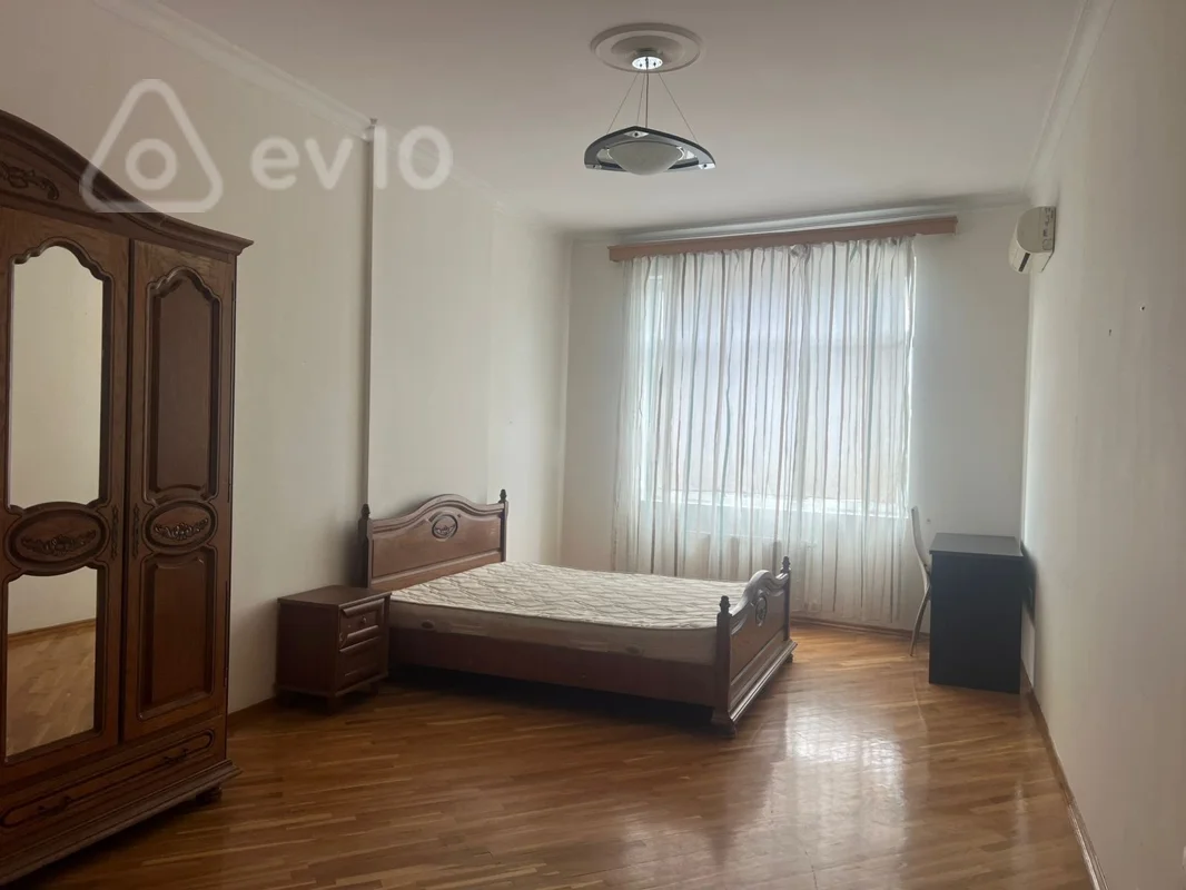 4 otaqlı mənzil, 210 m², Səməd Vurğun küçəsi — Mənzil, Bakı (10)