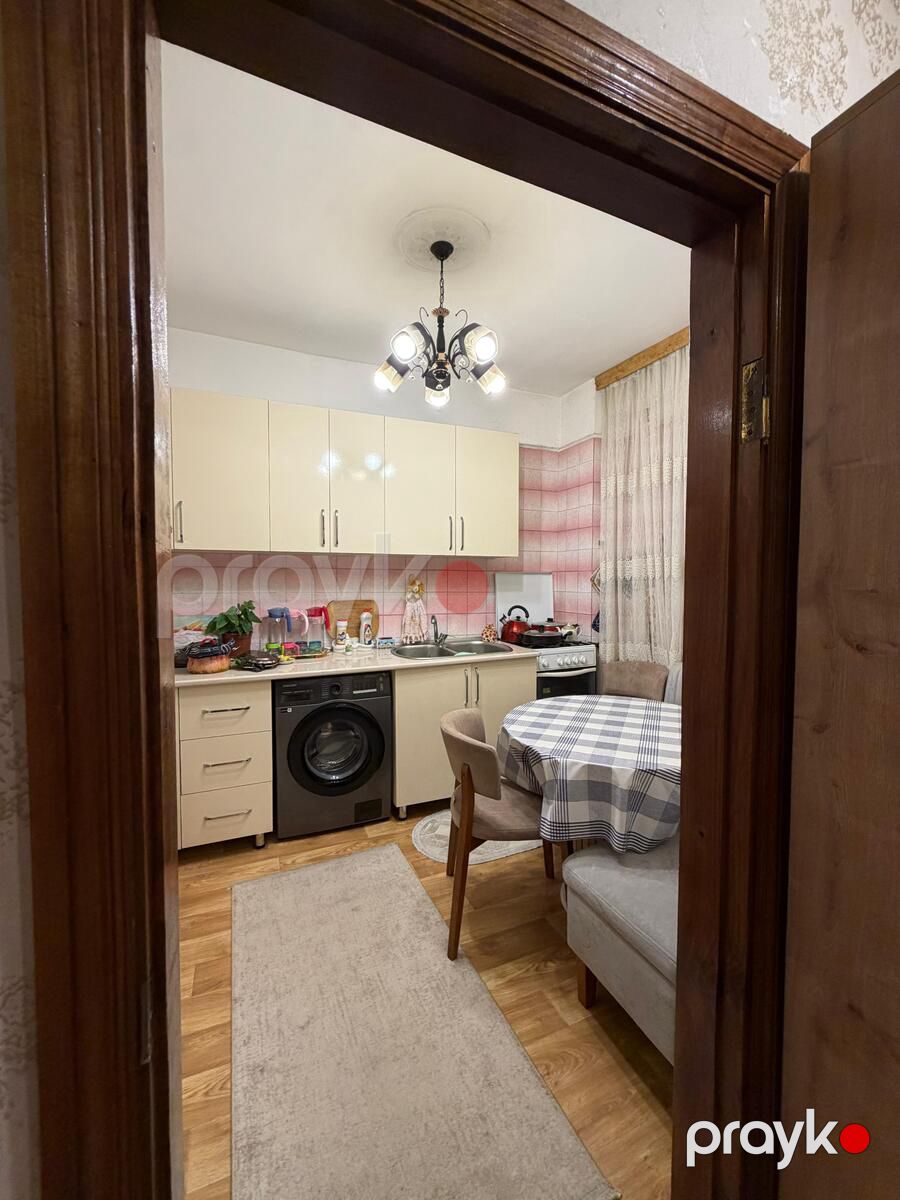 Satılır 2 otaqlı köhnə tikili 65 m² — Mənzil, Bakı (5)