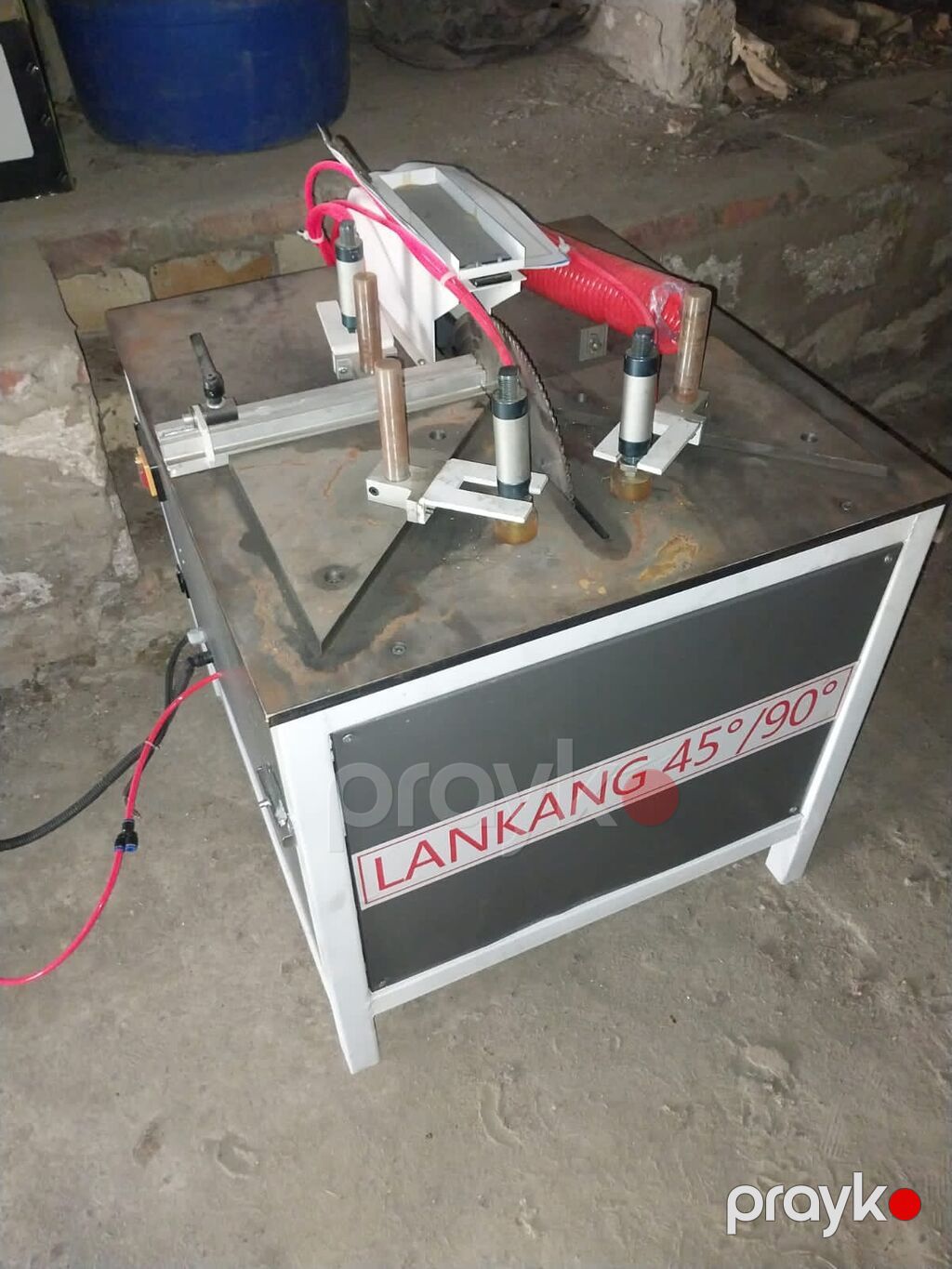 Salam plastik aparatlarını satıram salafandi qiymət 4000 xaiş riyal — Stanoklar, Bakı (3)