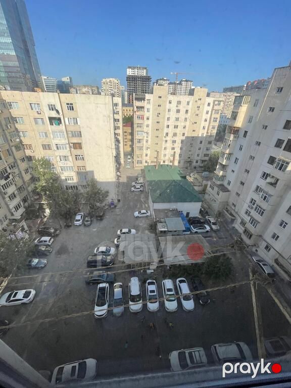 Satılır 2 otaqlı köhnə tikili 65 m² — Mənzil, Bakı (2)