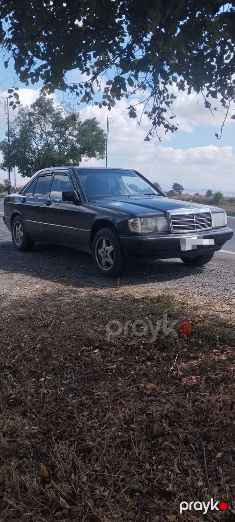 Mercedes-Benz 190 (W201): 2 l 1993 il Sedan — Qəbələ