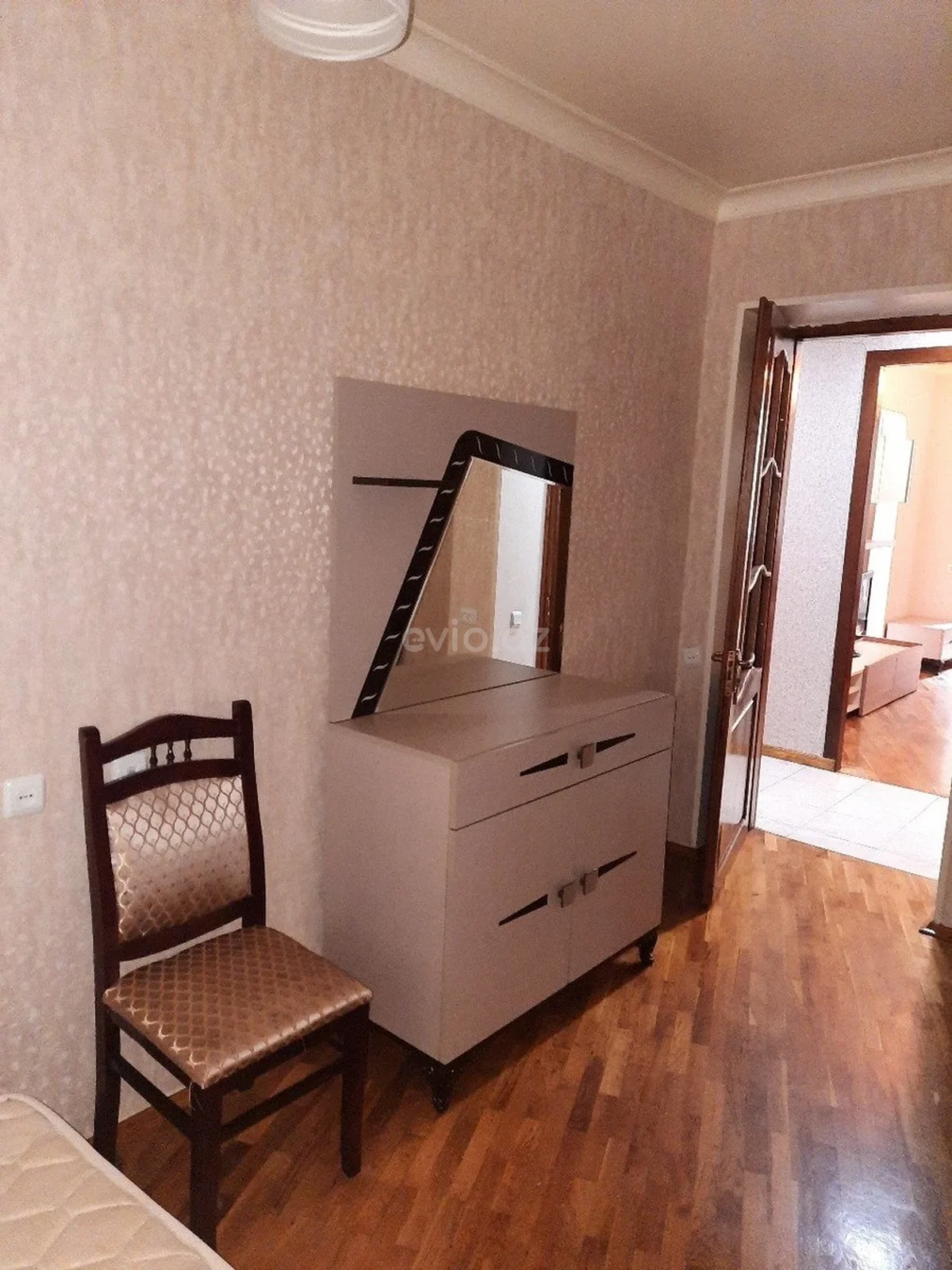 2 otaqlı orta təmirli mənzil satılır Yasamal qəsəbəsində — Mənzil, Bakı (7)