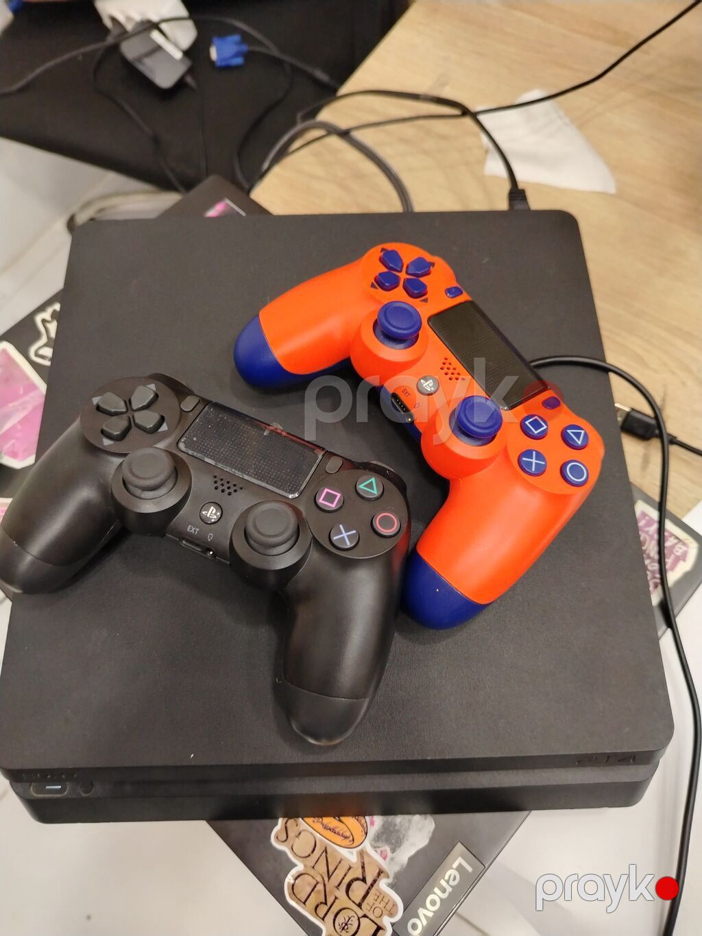 Məhsul: Sony PlayStation 4 Slim oyun konsolu + 2 ədəd DualShock 4 — Oyun konsolları, Bakı (3)
