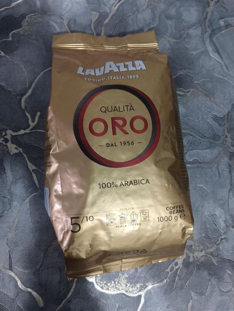 Məhsul: Lavazza Qualità Oro qəhvə dənələri - Növ: 100% Arabica — Əl işi