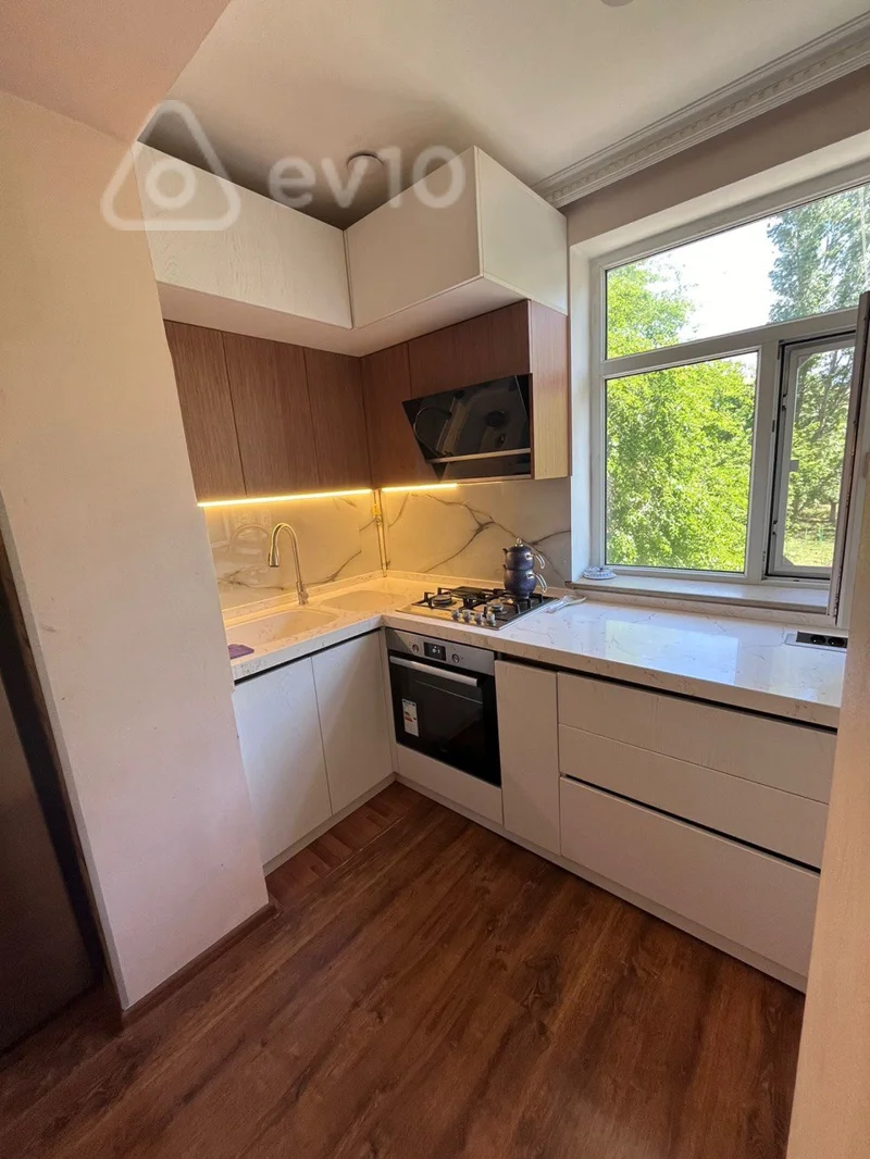 3 otaqlı mənzil, 90 m², Aşıq Molla Cümə küç