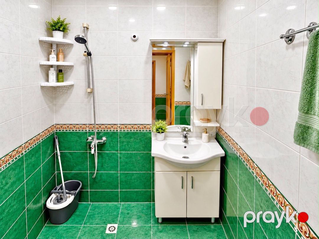 Satılır 4 otaqlı köhnə tikili 110 m² — Mənzil, Bakı (10)