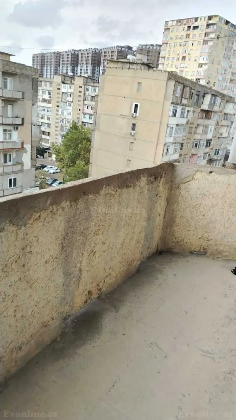 Satılır 4 otaqlı Mənzil Köhnə tikili 85 m² Bakı, Yasamal r — Mənzil, Bakı (7)