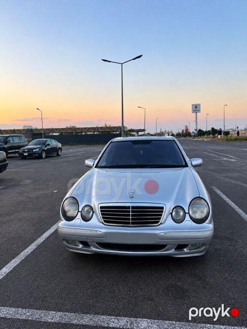 Mercedes E 320, 3.2 L, 2001 il, 355 000 km — Balakən