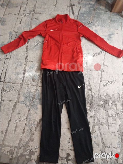 İdman dəsti, Nike, M, rəng - Qırmızı — Bakı