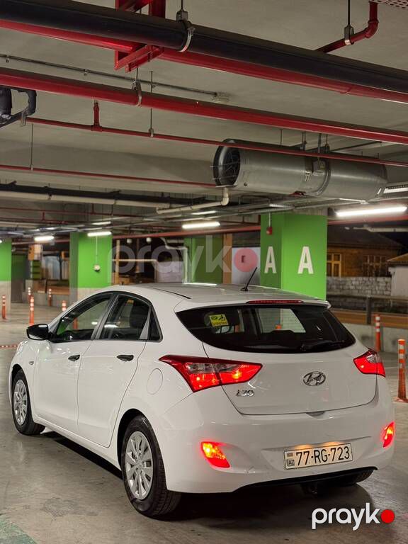 Hyundai i30, 1.4 L, 2015 il, 200 000 km — Avtomobillər, Bakı (5)
