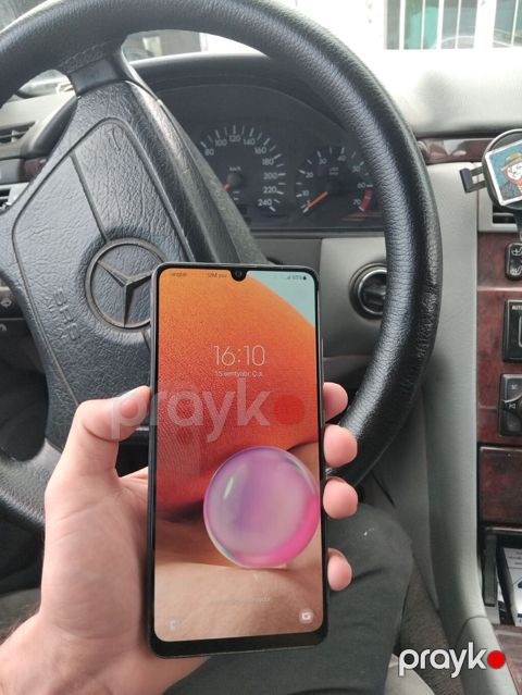 Samsung Galaxy A32, 64 GB, rəng - Qara, Zəmanət, Barmaq izi, Simsiz şarj — Bakı