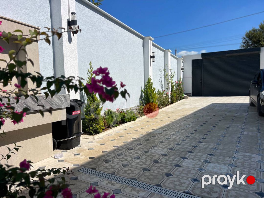 Satılır 7 otaqlı həyət evi/bağ evi 330 m² — Ev, villa, Bakı (11)