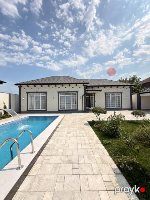 Satılır 5 otaqlı həyət evi/bağ evi 180 m² — Bakı