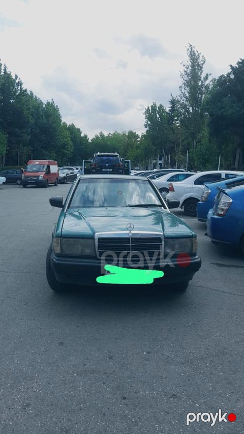 Mercedes-Benz 190: 2 l 1990 il Sedan — Zaqatala