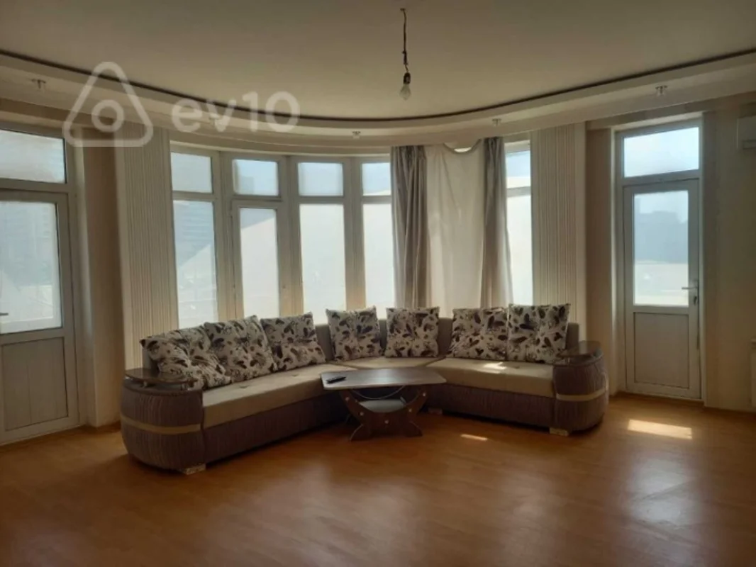 3 otaqlı mənzil, 144 m², Əbdülvahab Salamzadə