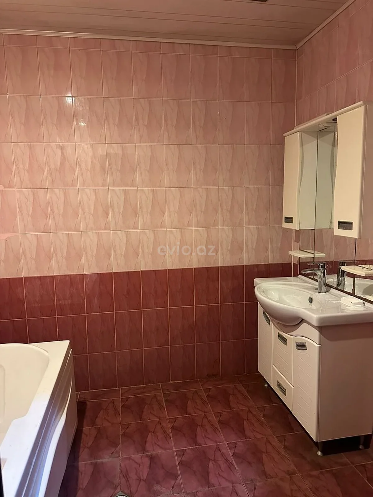 Kirayə 3 otaqlı mənzil Əhmədli metrosu yaxınlığında — Mənzil, Bakı (10)