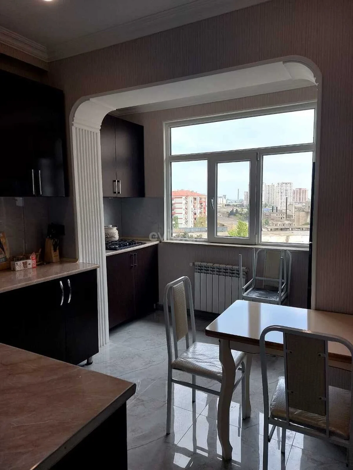 Kirayə 2 otaqlı mənzil 28 May metrosu yaxınlığında — Bakı