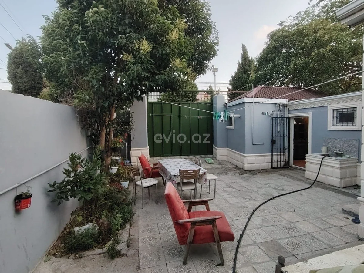 4 otaqlı həyət evi satılır Qaraçuxur qəsəbəsində — Bakı