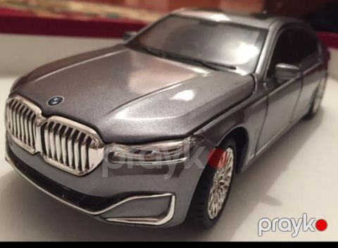 "BMW" avtomobil modeli — Bakı