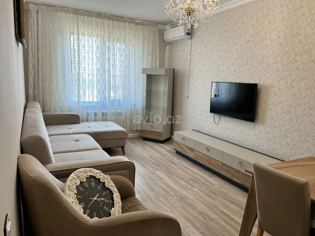 Kirayə 3 otaqlı mənzil Əhmədli metrosu yaxınlığında — Bakı