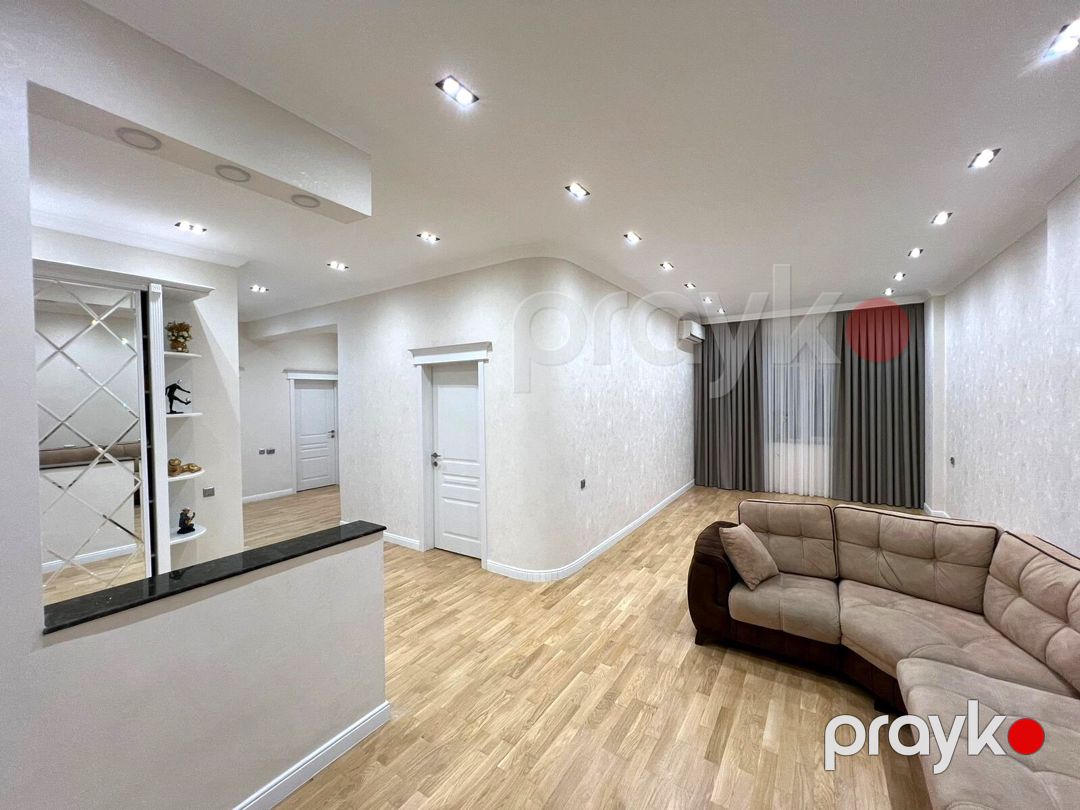 Satılır 4 otaqlı yeni tikili 175 m² — Mənzil, Bakı (5)