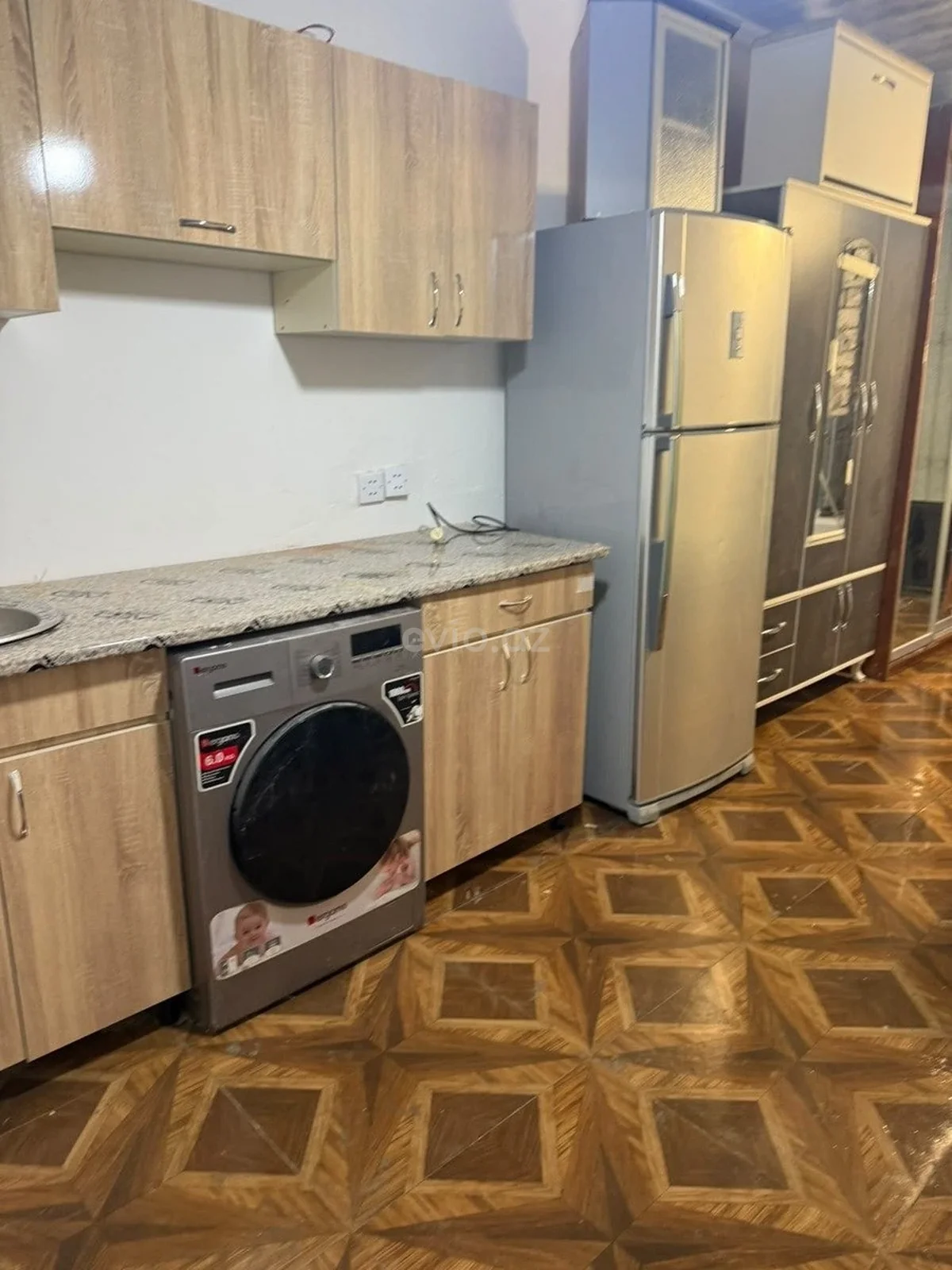 Kirayə 1 otaqlı mənzil İnşaatçılar metrosu yaxınlığında — Mənzil, Bakı (7)