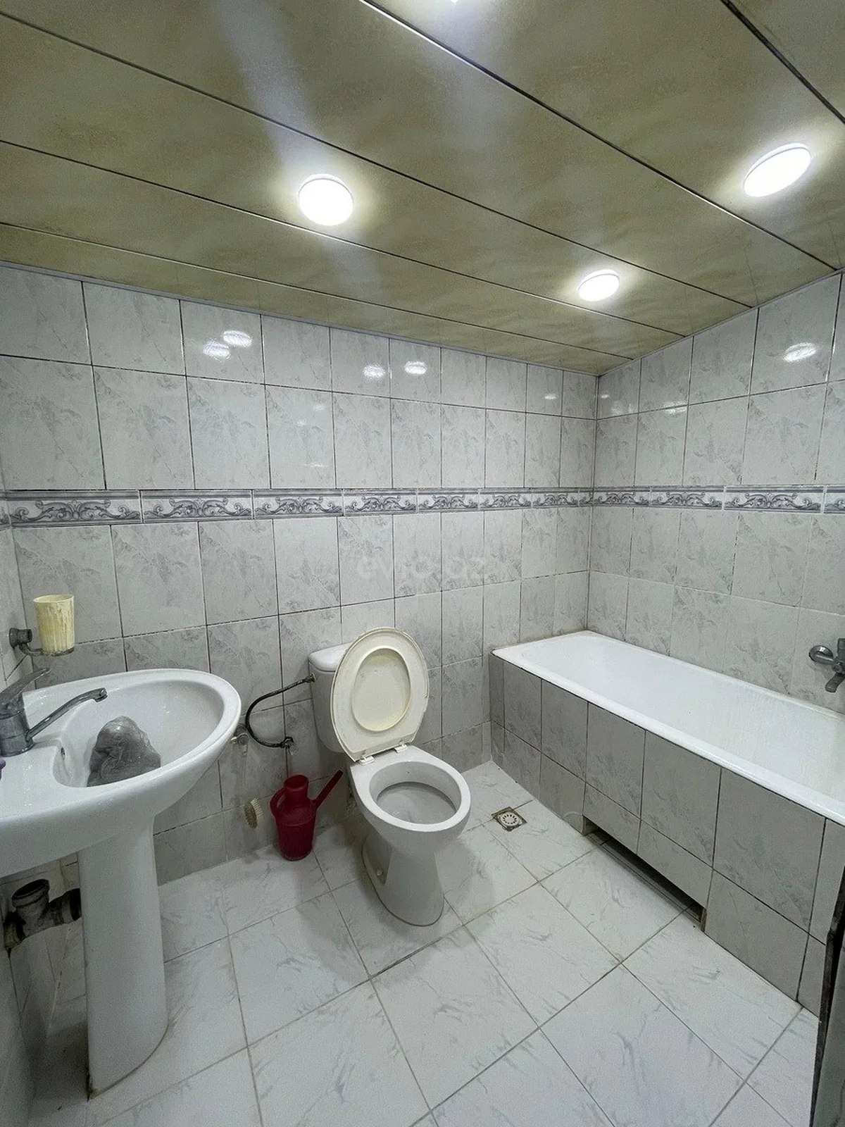 Kirayə 3 otaqlı mənzil Nəriman Nərimanov metrosu yaxınlığında — Mənzil, Bakı (10)