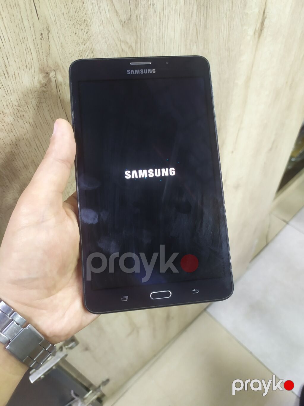 Tam islekdi nomrede gedir,qutusu adaptoru yoxdu.Qiymet sondu real — Samsung, Bakı (8)