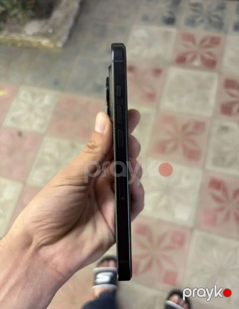 Apple iPhone 16 Pro Black Titanium 256GB/8GB — Gəncə