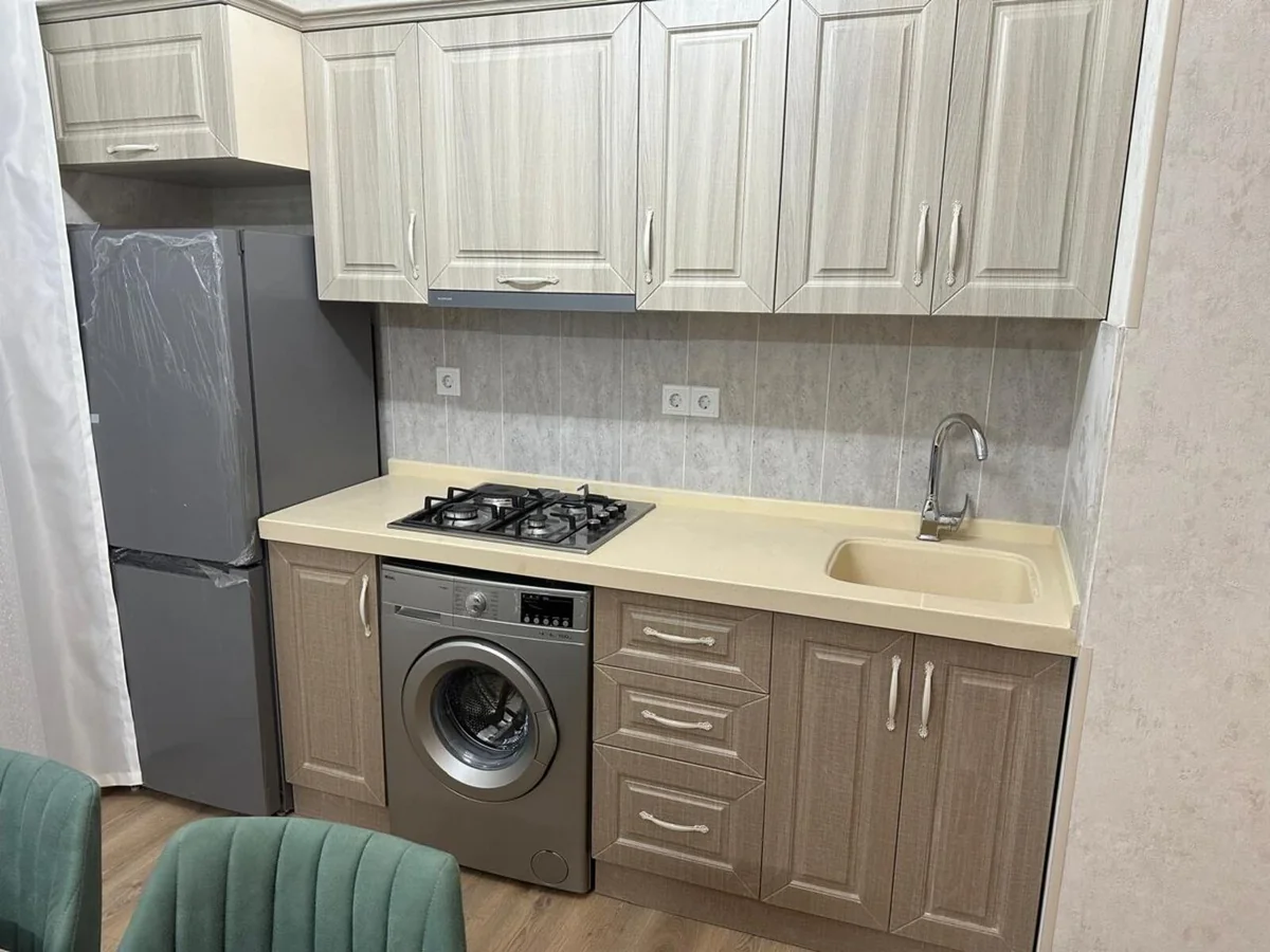 Kirayə 2 otaqlı mənzil 20 Yanvar metrosu yaxınlığında — Mənzil, Bakı (5)