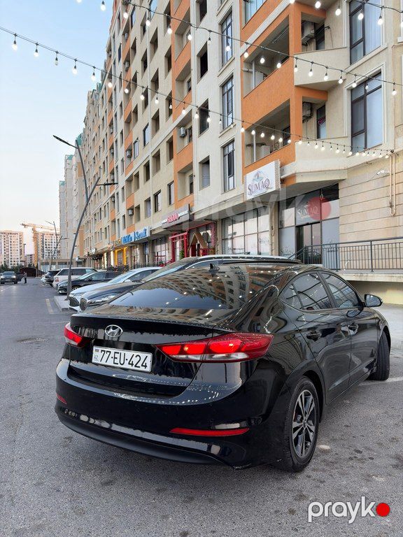 Hyundai Avante, 1.6 L, 2016 il, 245 000 km — Avtomobillər, Sumqayıt (4)