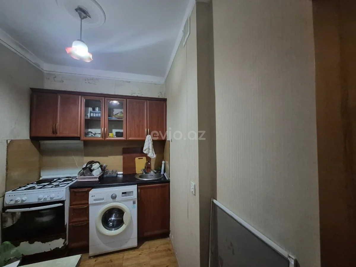 2 otaqlı orta təmirli mənzil satılır Bakıxanov qəsəbəsində — Mənzil, Bakı (7)