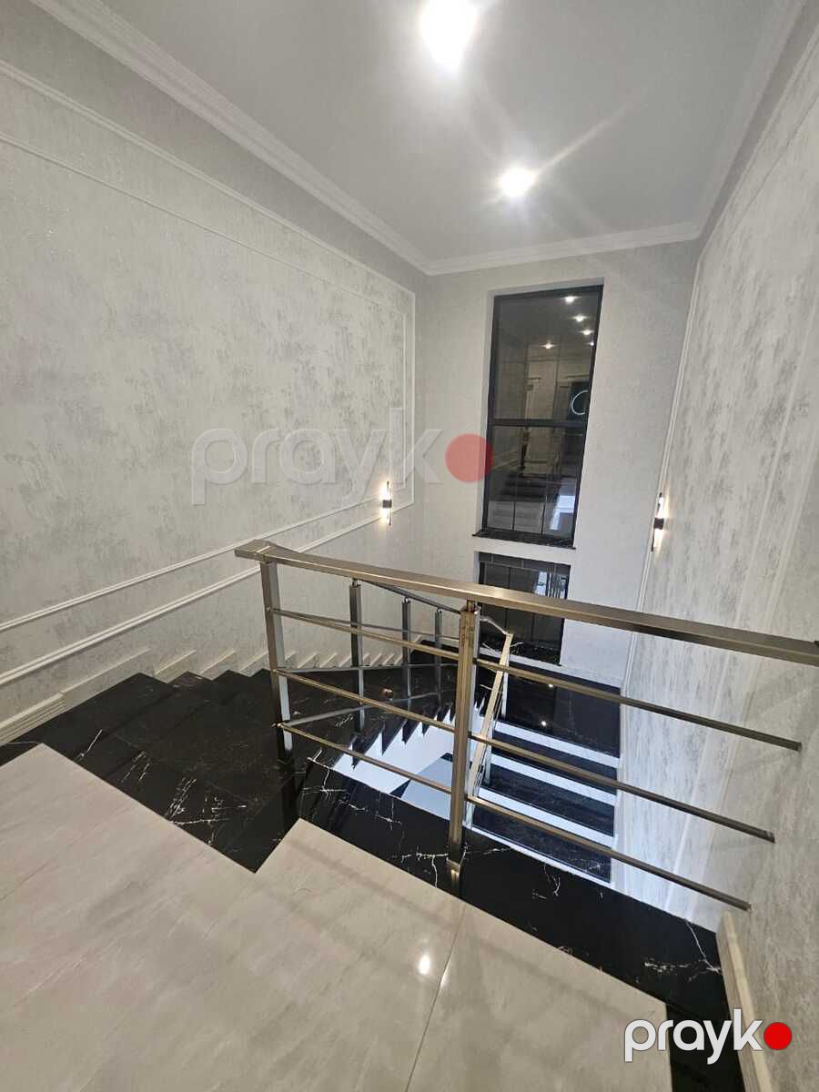 Satılır 4 otaqlı həyət evi/bağ evi 270 m² — Ev, villa, Bakı (8)