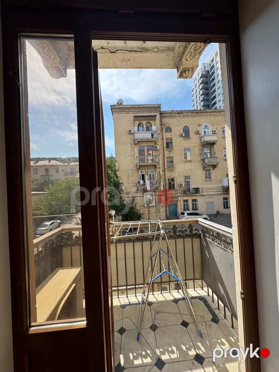 Satılır 2 otaqlı köhnə tikili 45 m² — Mənzil, Bakı (5)