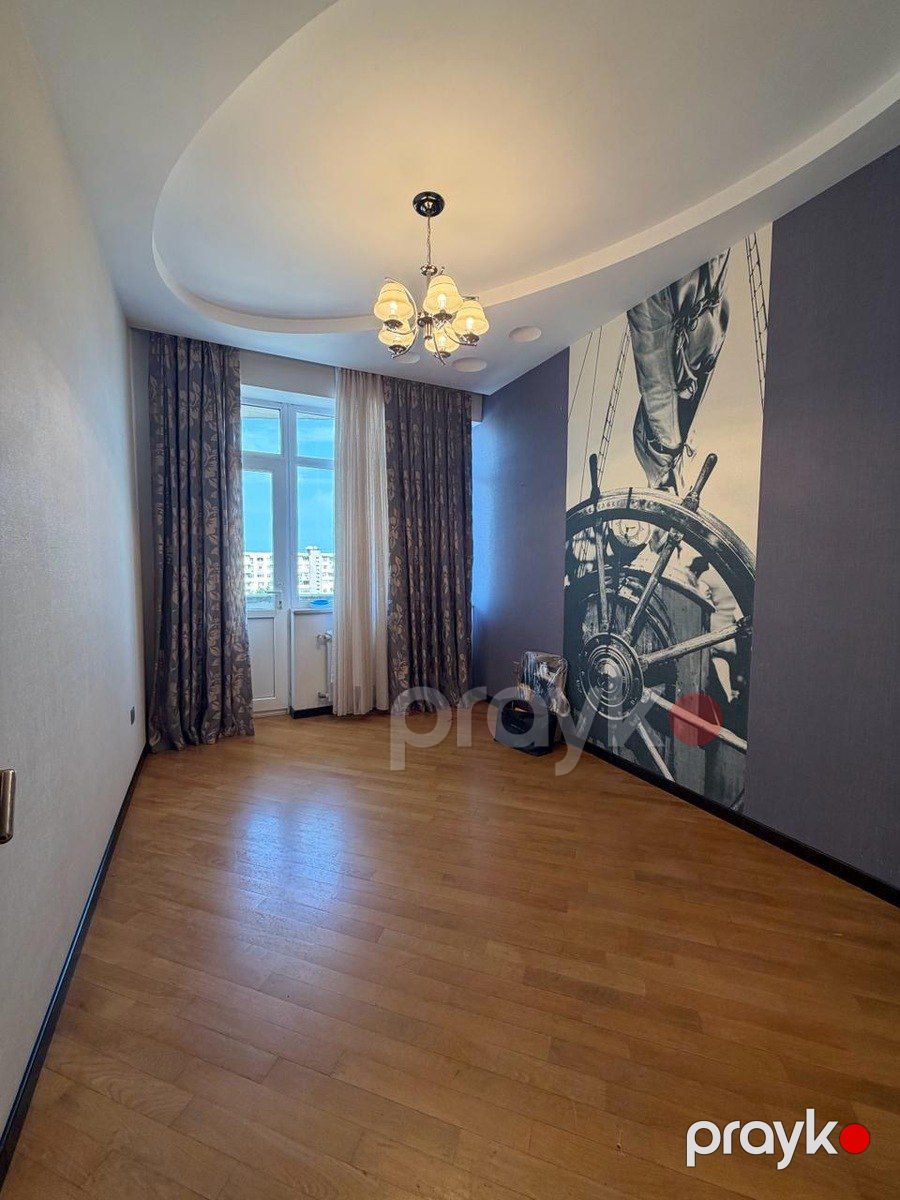 Satılır 4 otaqlı köhnə tikili 130 m² — Mənzil, Bakı (5)