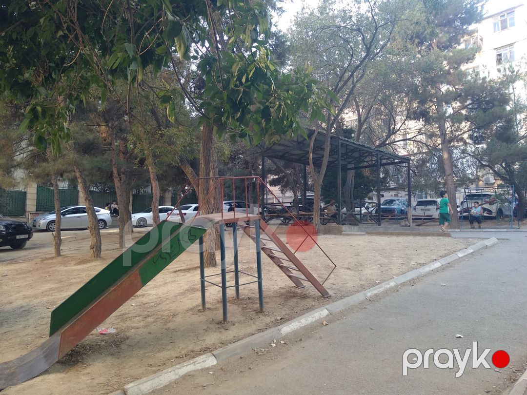 Satılır 2 otaqlı köhnə tikili 55 m² — Mənzil, Bakı (5)