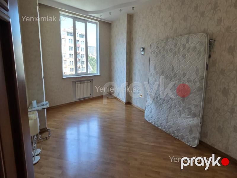 Satılır 4 otaqlı Bina evi menzil (Yeni tikili), 200 m², Nəsimi rayonu — Mənzil, Bakı (7)
