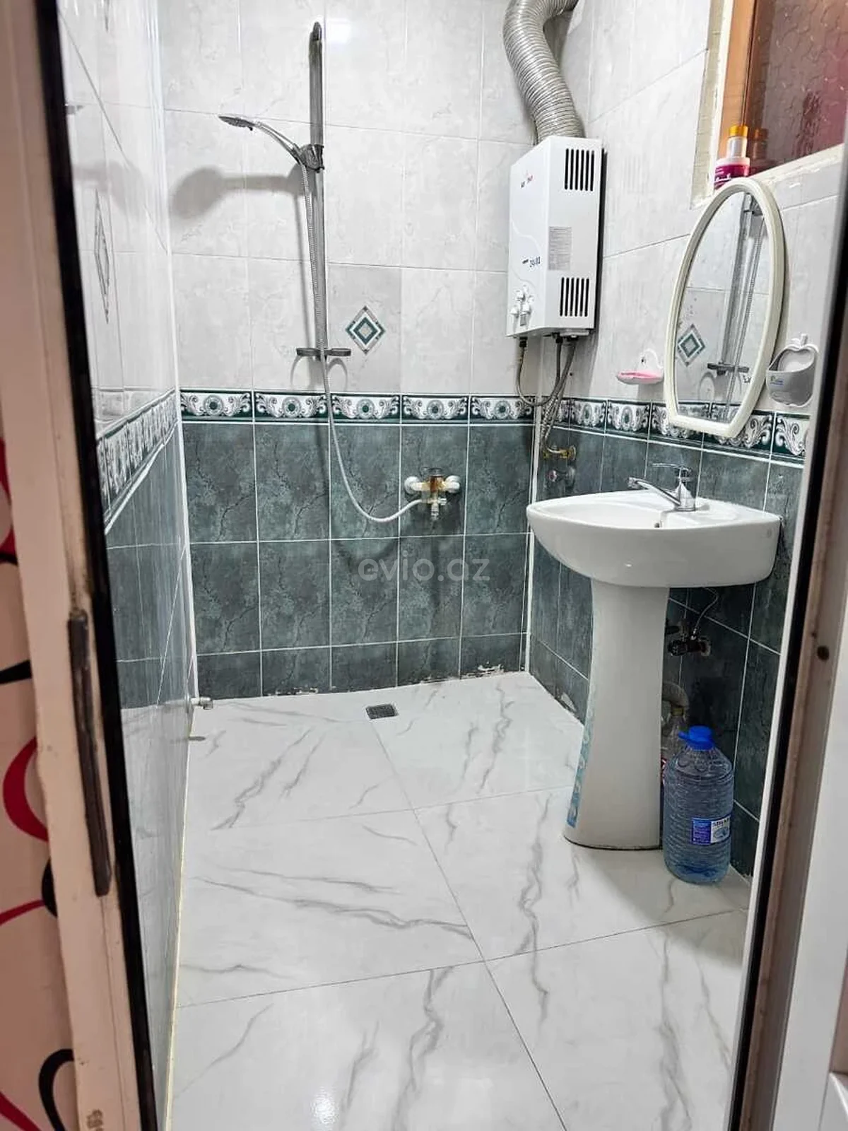 Kirayə 2 otaqlı mənzil 9-cu mikrorayonda — Mənzil, Bakı (5)